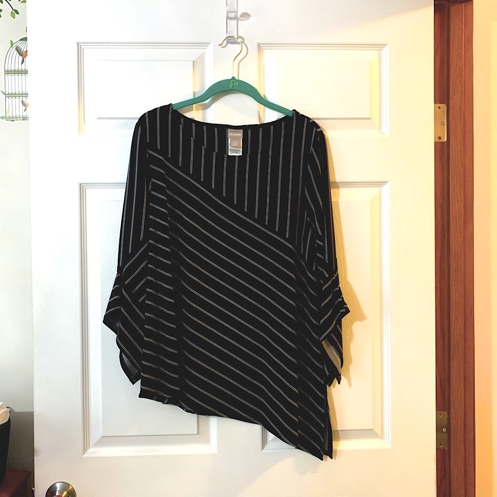 💋Chico’s Asymmetrical Stripped Top-LP